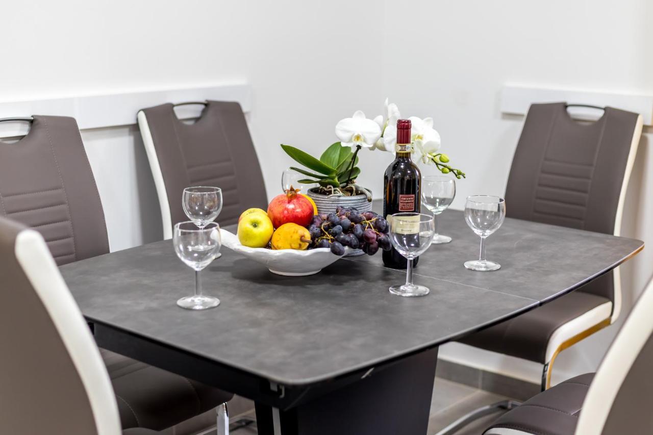 Apartment Lana Башка Екстер'єр фото
