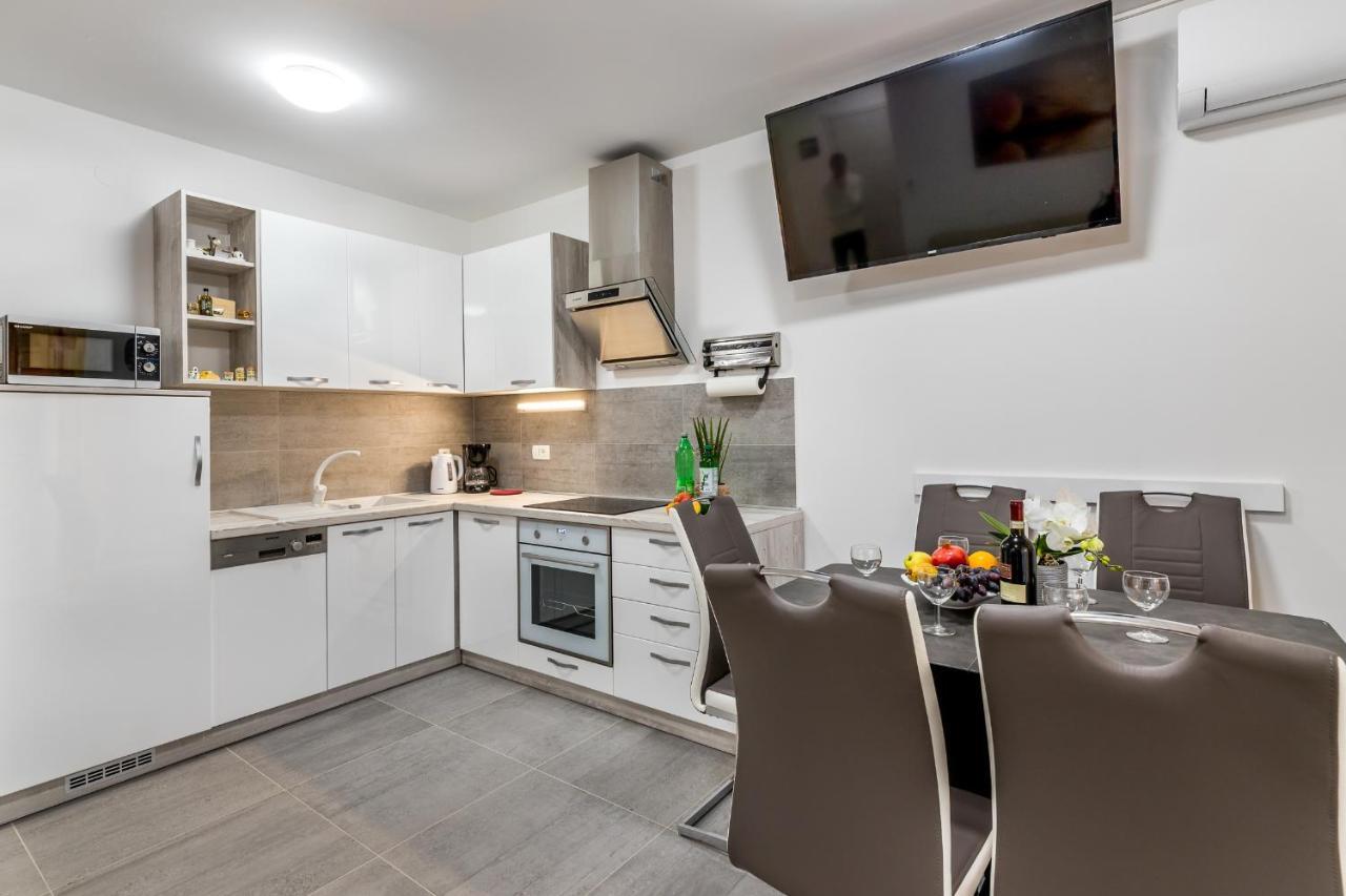 Apartment Lana Башка Екстер'єр фото