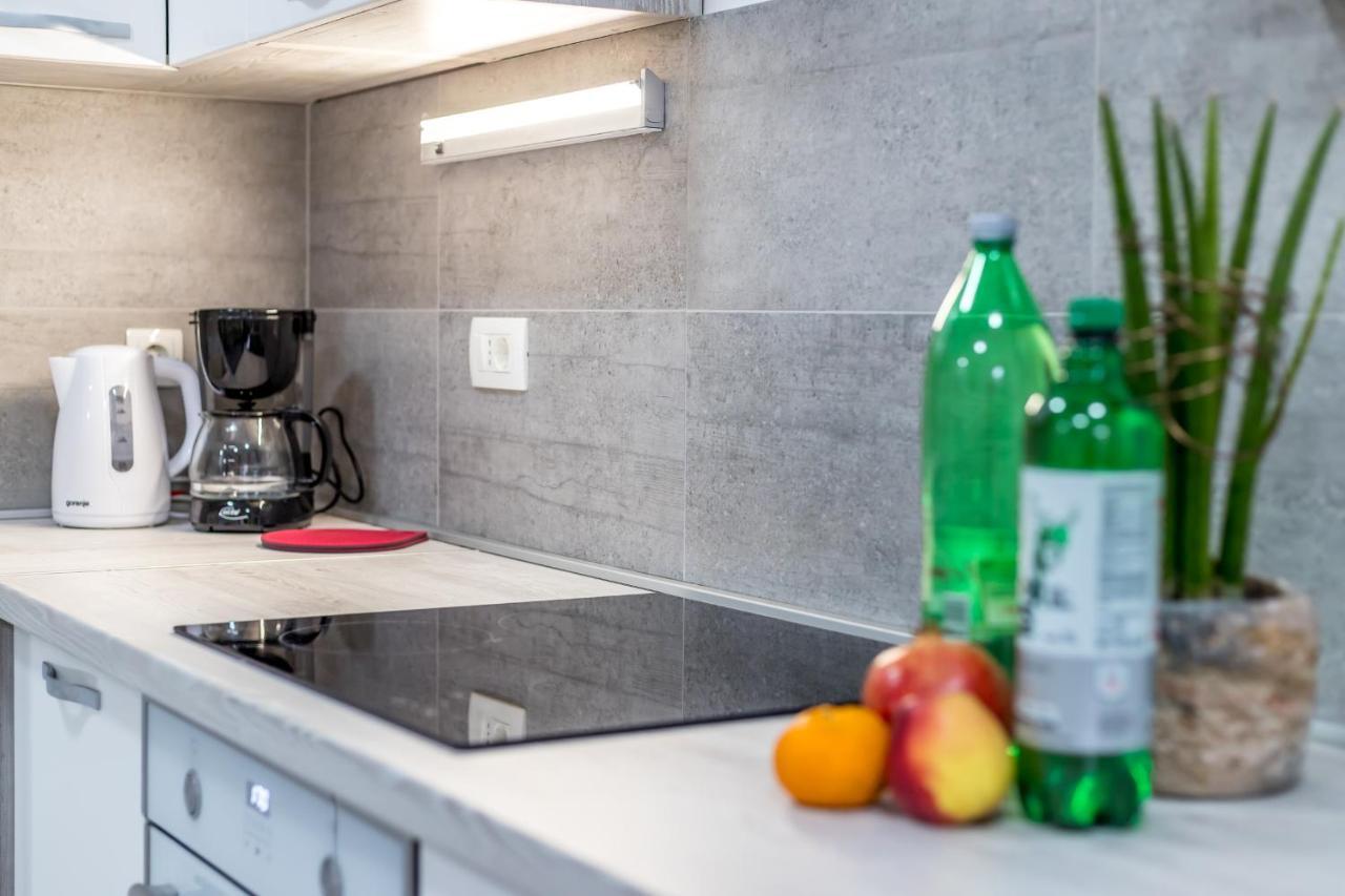 Apartment Lana Башка Екстер'єр фото