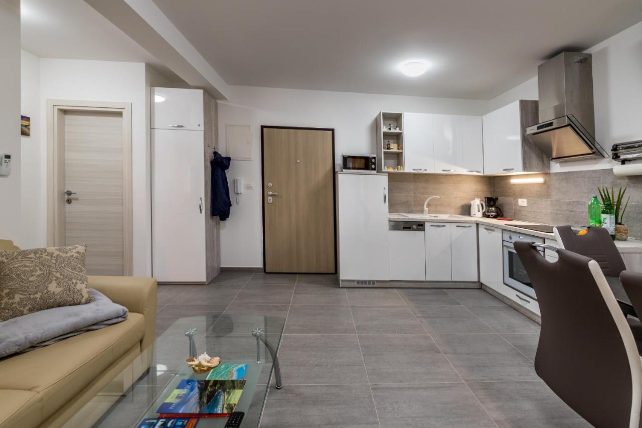 Apartment Lana Башка Екстер'єр фото